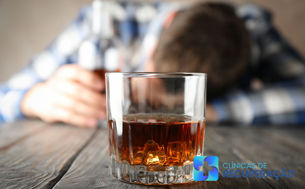 Alcoolismo - Clínica de Reabilitação para Alcoólatras de Itajaí - SC 