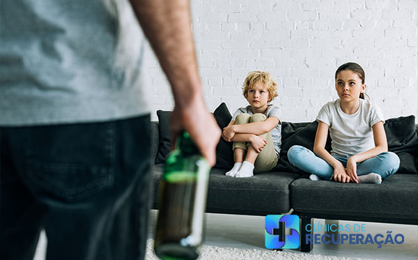Alcoolismo Destrói a Família - Busque Clínica de Recuperação em Itajaí - SC 