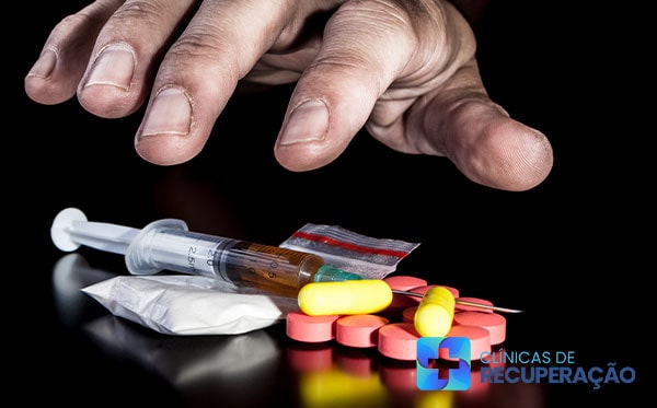 Dependente em Drogas - Clínica de Recuperação em Itajaí - SC 